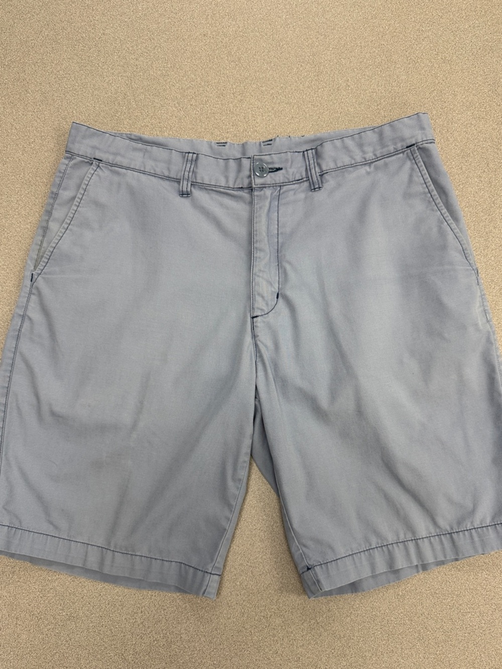 Patagonia Men's Light Gray Flat-Front Shorts 34